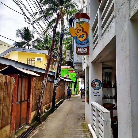 8 Colors Beach House Resort Boracay Exterior foto