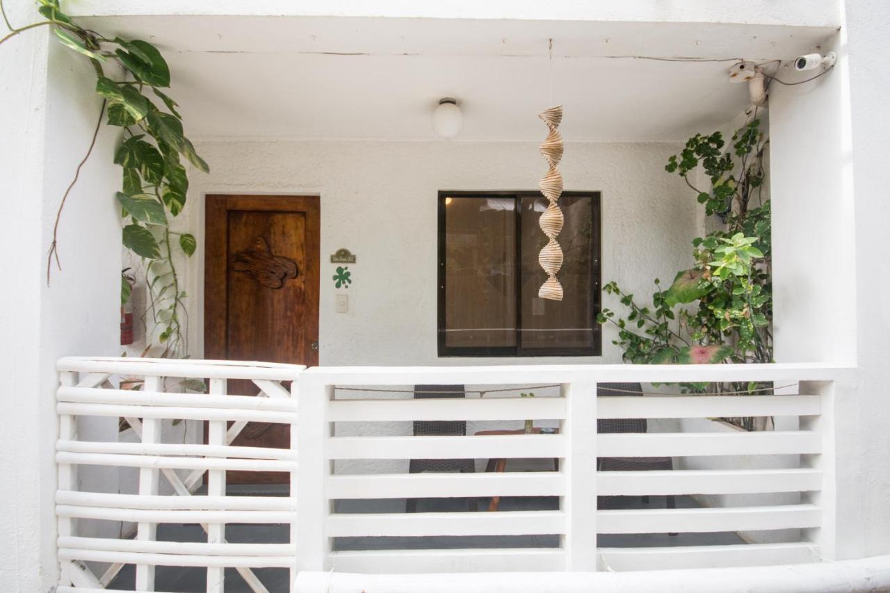 8 Colors Beach House Resort Boracay Exterior foto