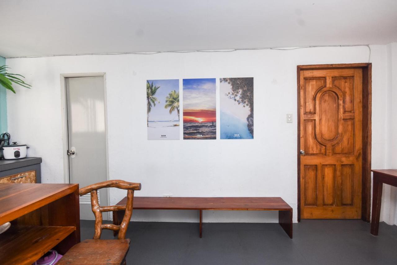 8 Colors Beach House Resort Boracay Exterior foto
