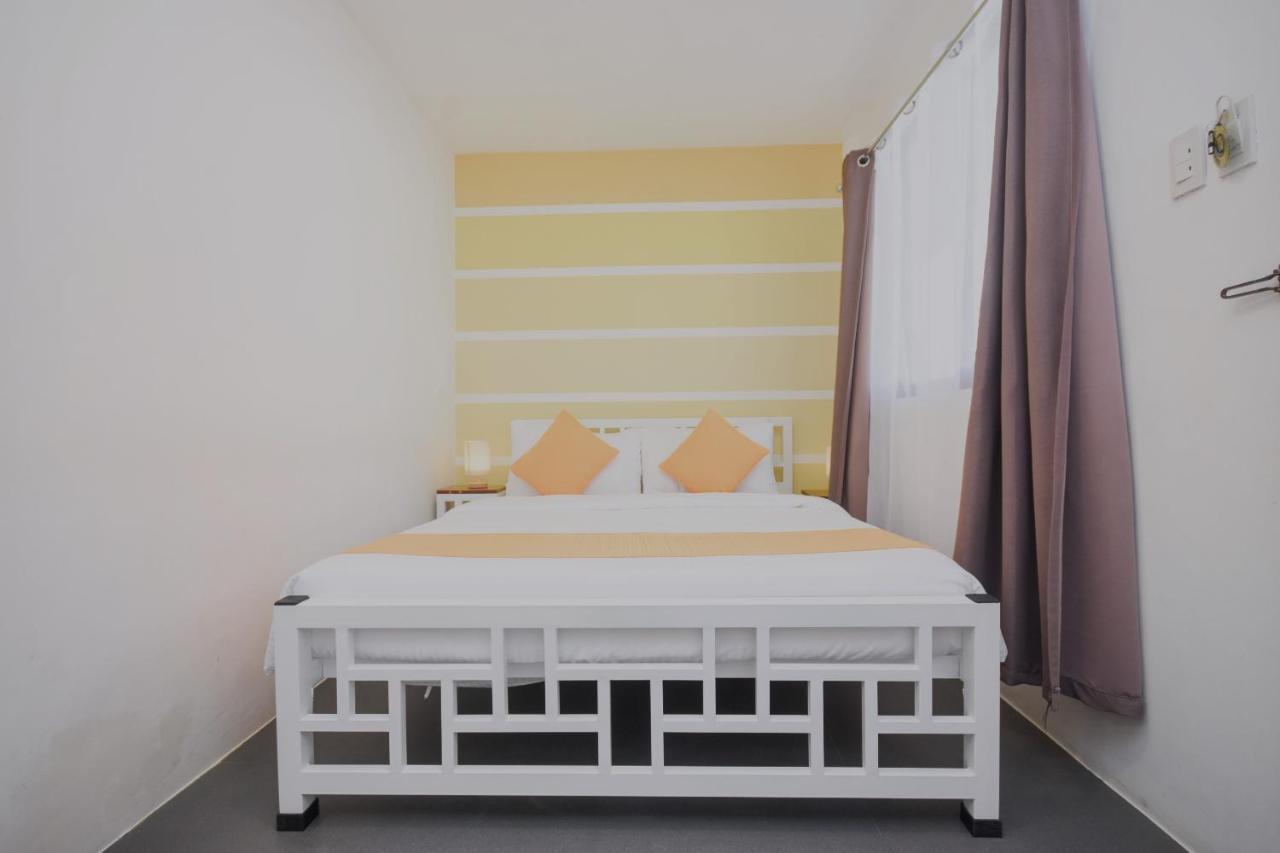 8 Colors Beach House Resort Boracay Exterior foto